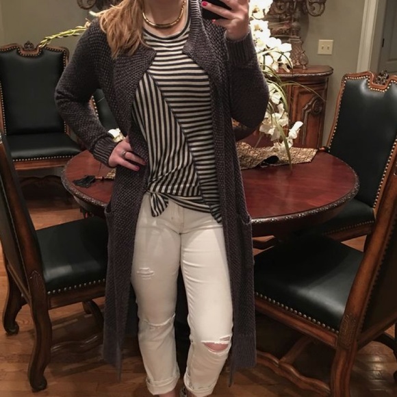 CAbi Tops - CAbi Earnest Tee